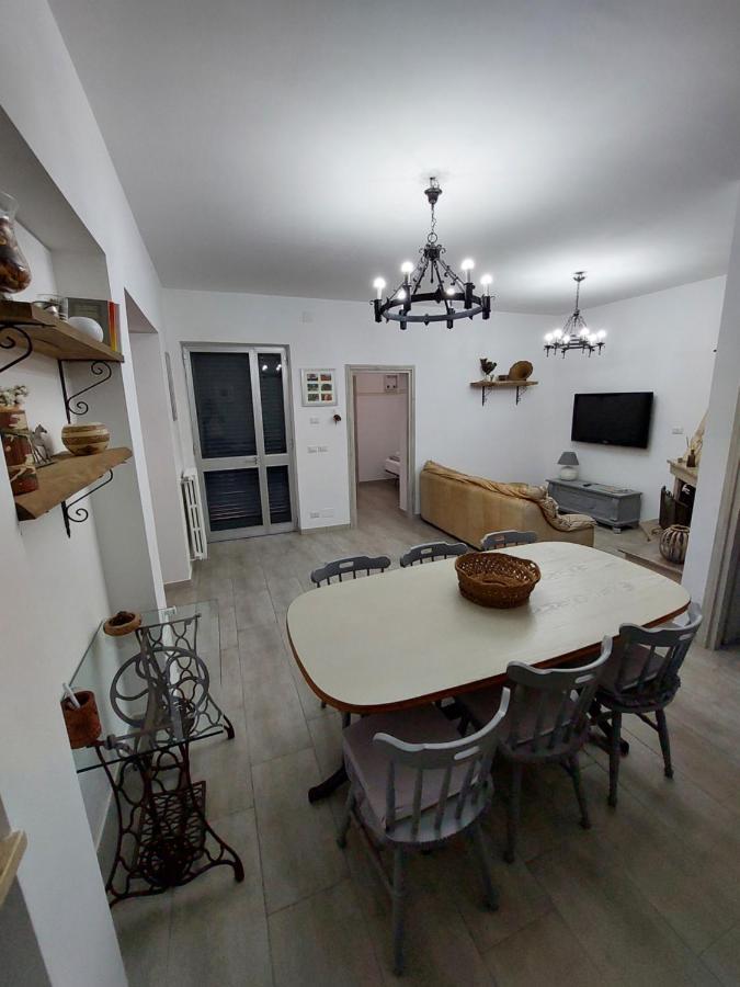 Ferienwohnung Dimora Carucci Noci Exterior foto