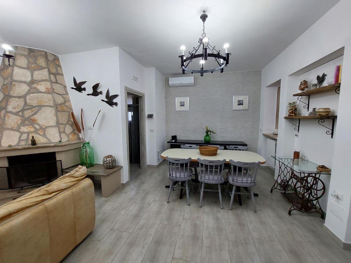 Ferienwohnung Dimora Carucci Noci Exterior foto