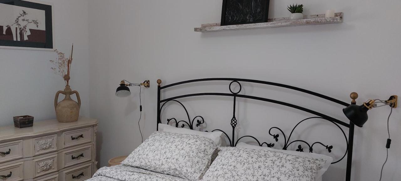 Ferienwohnung Dimora Carucci Noci Exterior foto